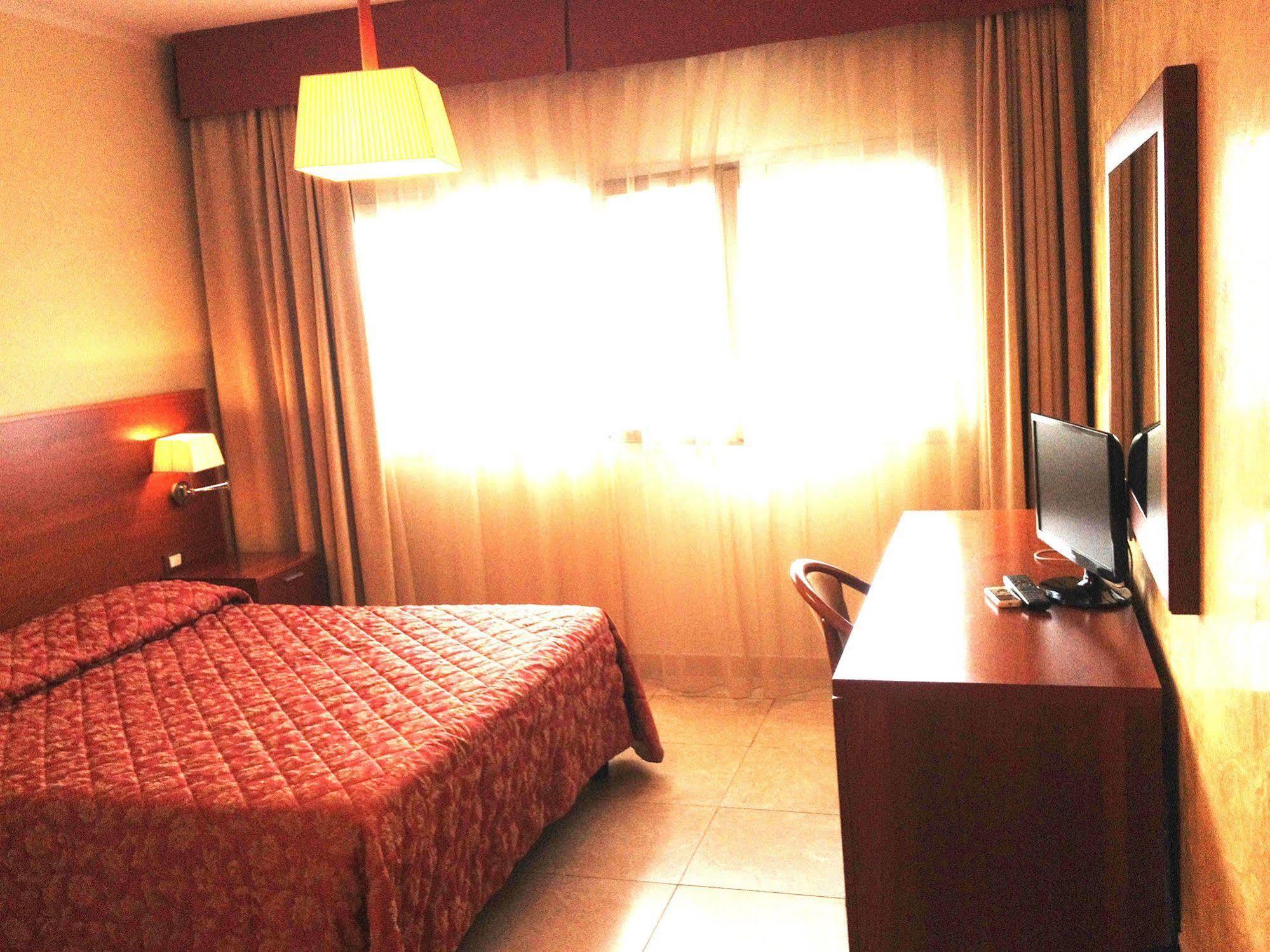 Hotel Demar Olbia Exterior photo
